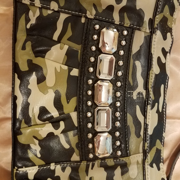 Purse - Picture 4 of 4